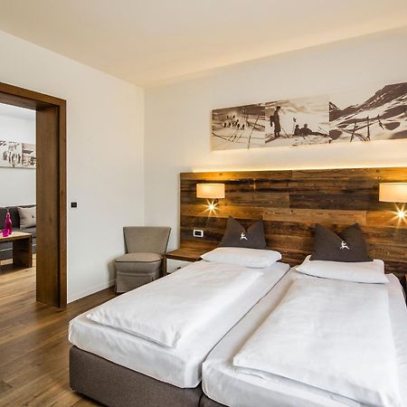 Hotel Ander Brunico Esterno foto