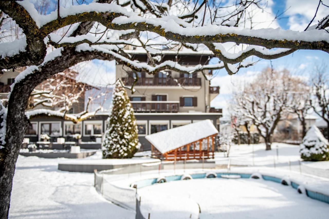 Hotel Ander Brunico Esterno foto