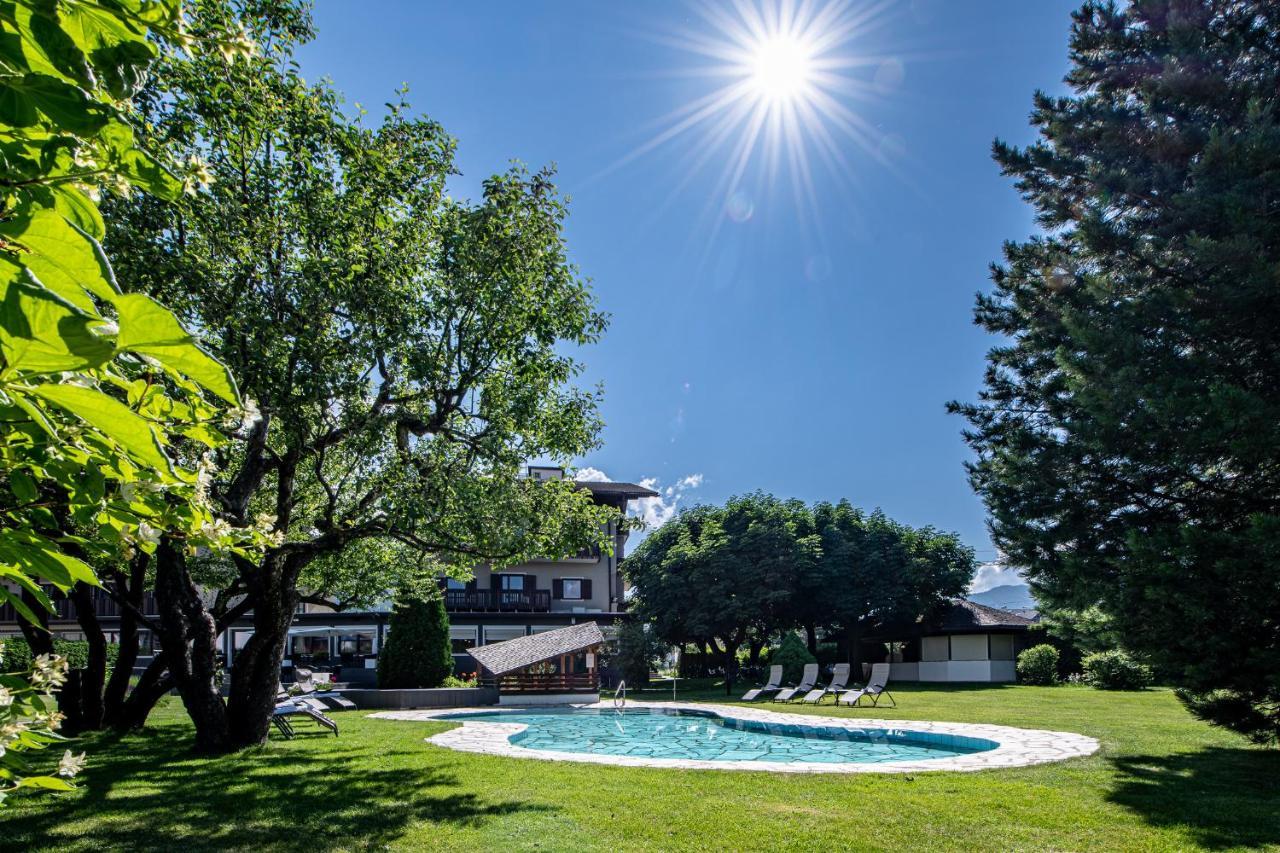 Hotel Ander Brunico Esterno foto