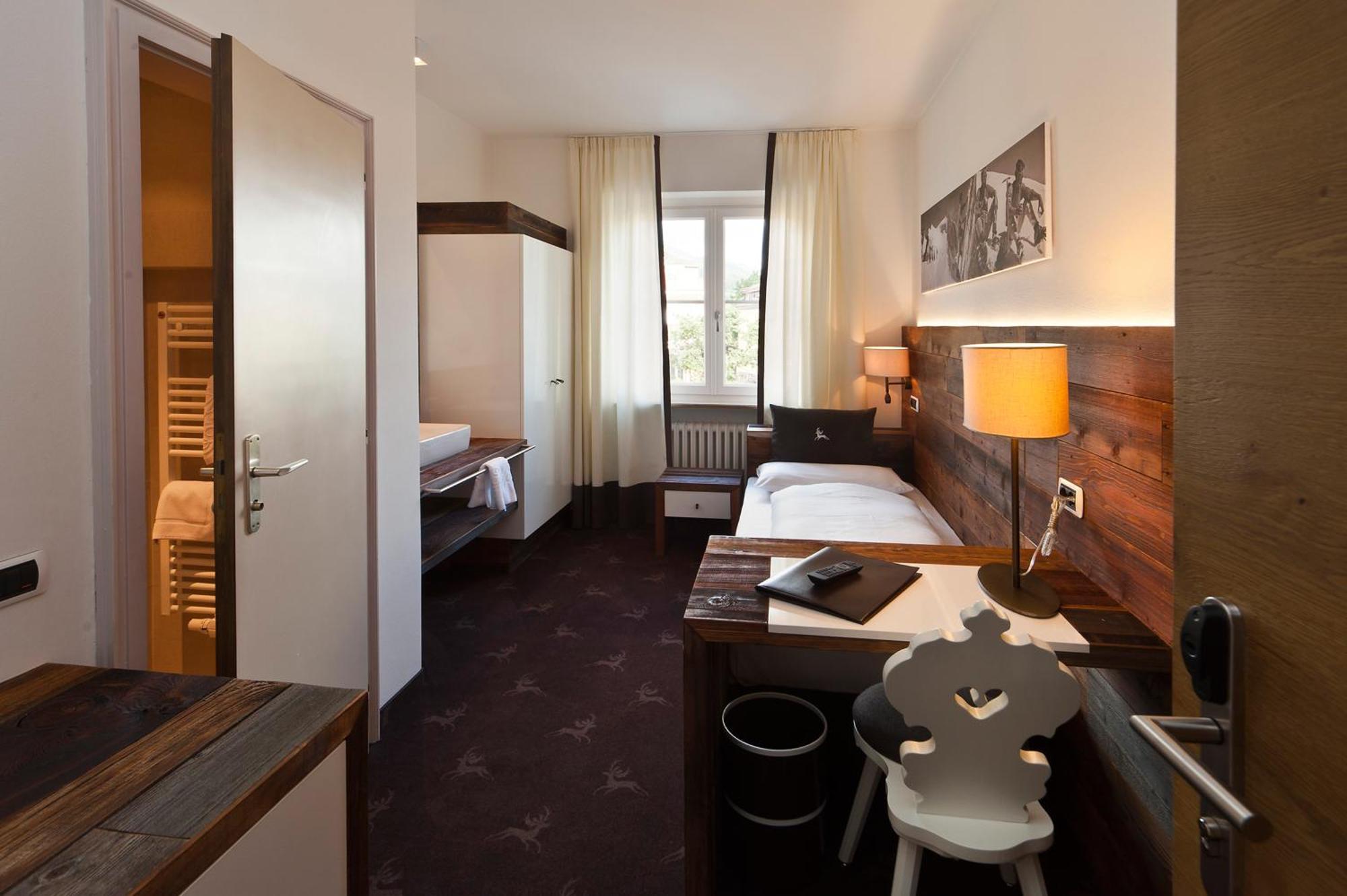 Hotel Ander Brunico Esterno foto