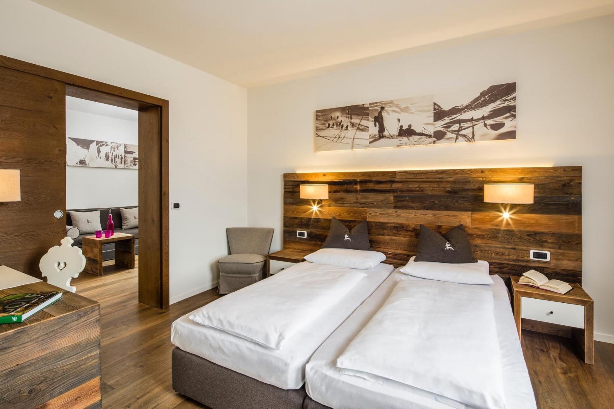 Hotel Ander Brunico Esterno foto