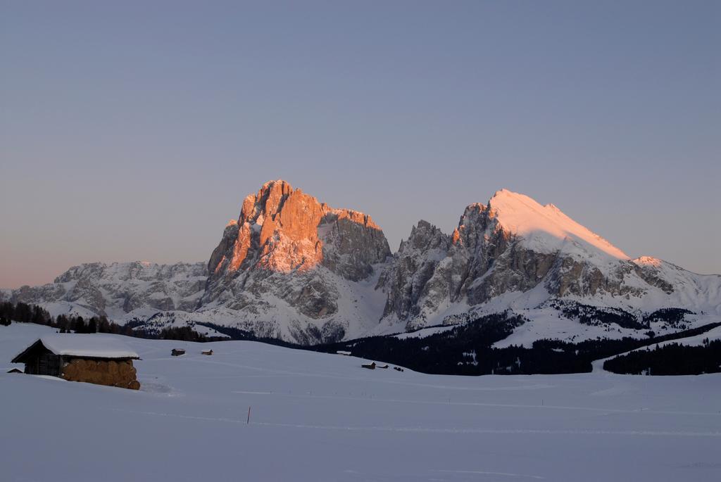 Hotel Ander Brunico Esterno foto